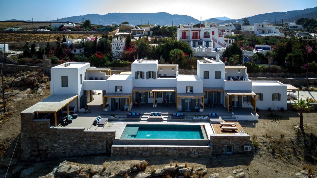 Mykonos Padel Escape