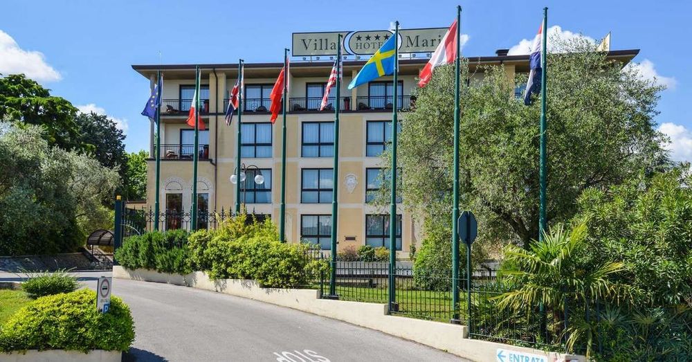 Viaggio di gruppo sul Lago di Garda - Padel, lago e nuovi amici