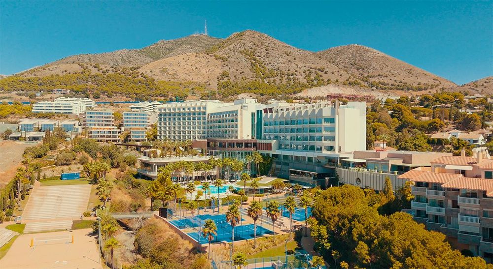 Padel Travel Weekend Camps - Malaga